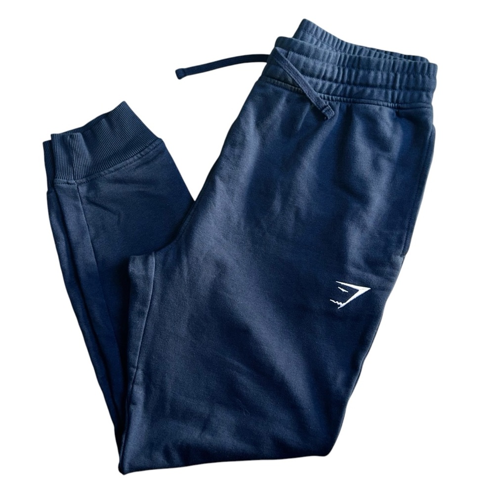 Gymshark Crest Jogger Men’s Medium Navy Slim Fit Pockets Cuffed Leg Logo Cotton